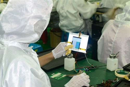 From Siberian Cold To Desert Heat, One Display Has Seen It All – ENRICH VA Di...